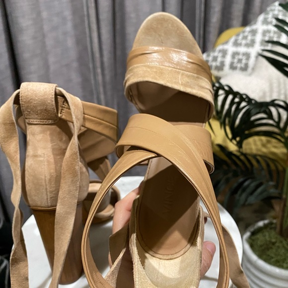 NWOT VINCE. Beatrice suede wrap heel. Size 5.5 - Picture 5 of 8